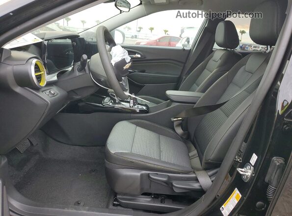 KL77LHEP3TC118313 2026 CHEVROLET TRAX Черный Вид салона спереди