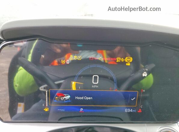 KL77LHEP3TC118313 2026 CHEVROLET TRAX Черный Вид щитка приборов