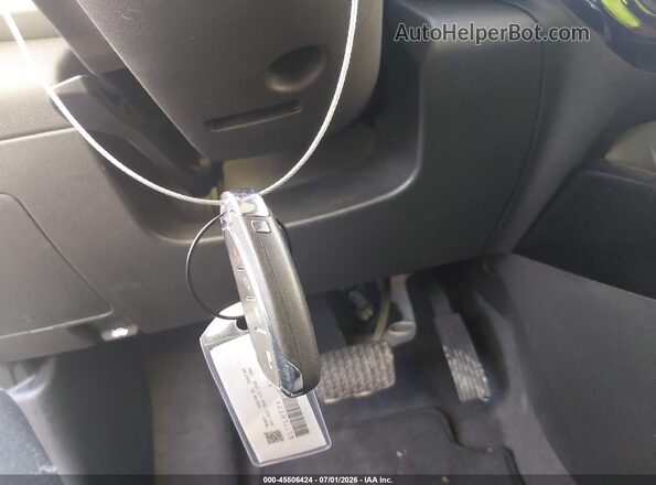 KL77LHEP4SC166921 2025 CHEVROLET TRAX Gray Dashboard view