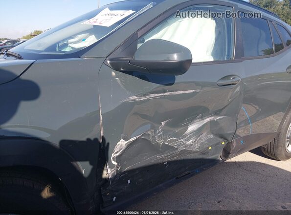 KL77LHEP4SC166921 2025 CHEVROLET TRAX Gray Front view