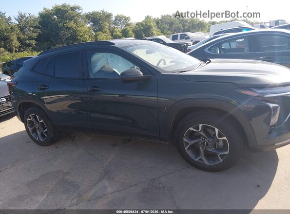 KL77LHEP4SC166921 2025 CHEVROLET TRAX Gray Rear interior view
