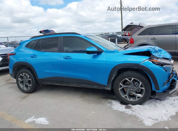 KL77LHEP4SC205944 2025 CHEVROLET TRAX Blue Rear interior view