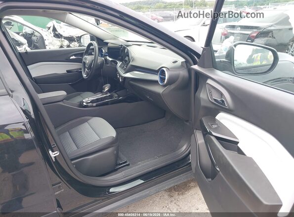 KL77LHEP4SC340597 2025 CHEVROLET TRAX Black Սալոնի դիմացի տեսք
