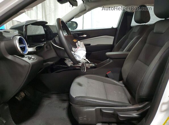 KL77LHEP5SC231842 2025 CHEVROLET TRAX White 