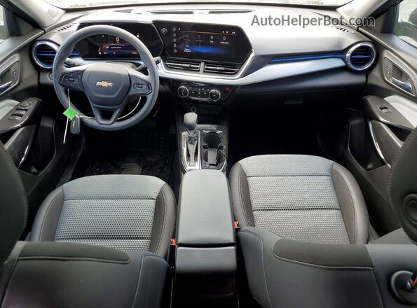 KL77LHEP6SC285053 2025 CHEVROLET TRAX Black Առջևի վահանակի տեսք