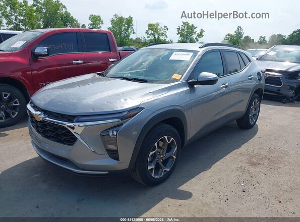 KL77LHEP7SC023736 2025 CHEVROLET TRAX Silver Front left