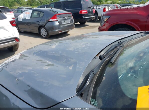 KL77LHEP7SC023736 2025 CHEVROLET TRAX Silver Front view