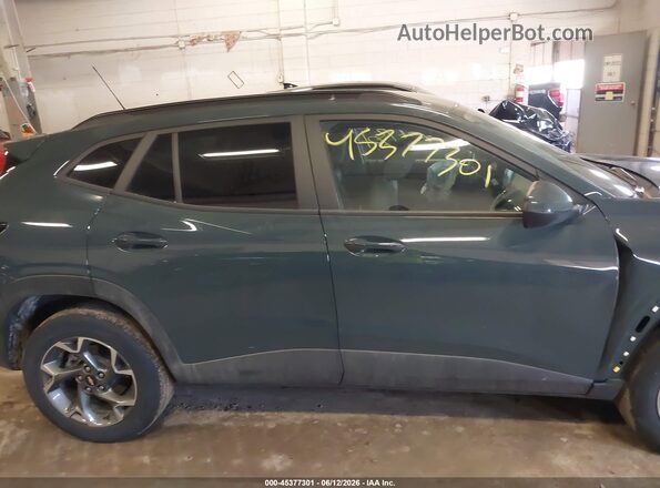 KL77LHEP7SC087615 2025 CHEVROLET TRAX Gray Вид задньої частини салону