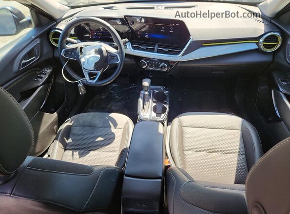 KL77LHEP7SC088151 2025 CHEVROLET TRAX Black Вид панелі приладів