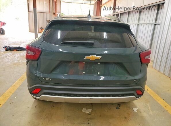 KL77LHEP7SC157761 2025 CHEVROLET TRAX Бирюзовый Вид сзади