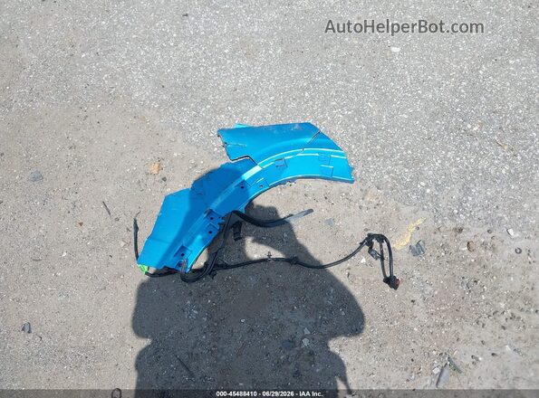 KL77LHEP7SC205954 2025 CHEVROLET TRAX Blue ხელსაწყოთა პანელის ხედი