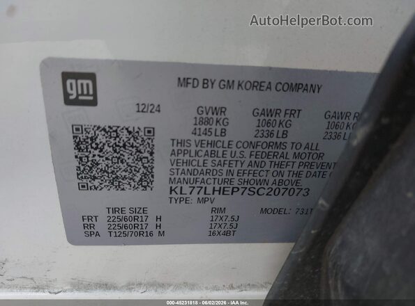KL77LHEP7SC207073 2025 CHEVROLET TRAX White VIN կոդի պիտակի տեսք