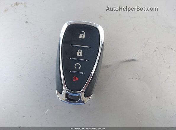 KL77LHEP7TC024225 2026 CHEVROLET TRAX White Dashboard view