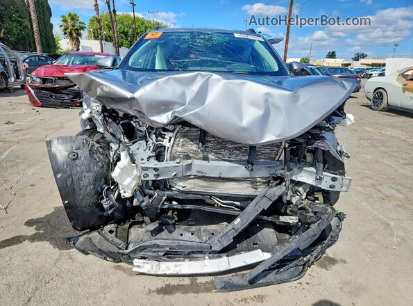 KL77LHEP8SC243077 2025 CHEVROLET TRAX Серебряный Вид спереди