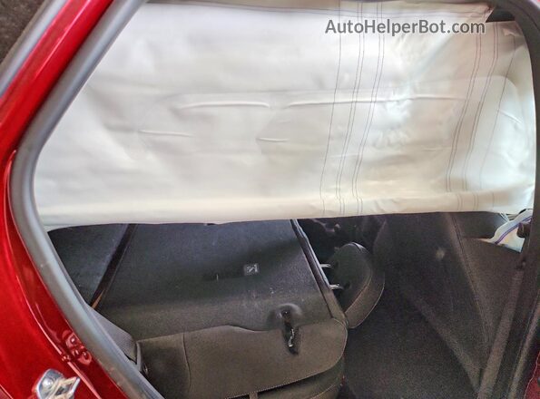 KL77LHEP9SC264648 2025 CHEVROLET TRAX Red უკანა სალონის ხედი