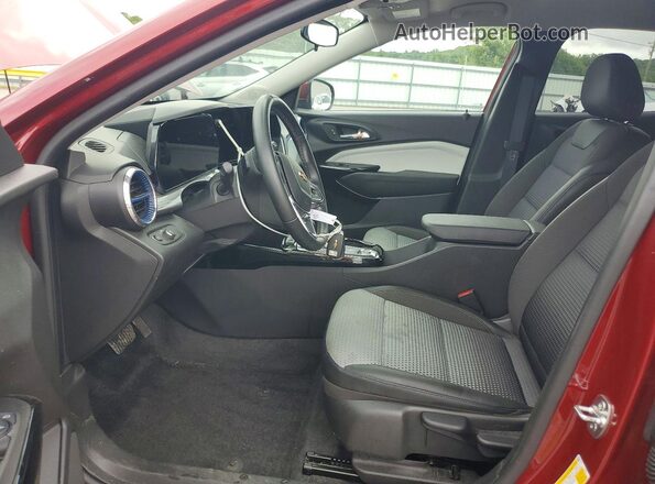 KL77LHEP9SC282812 2025 CHEVROLET TRAX Maroon Front interior view