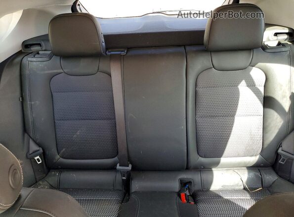 KL77LHEP9SC293079 2025 CHEVROLET TRAX Red Вид задніх сидінь