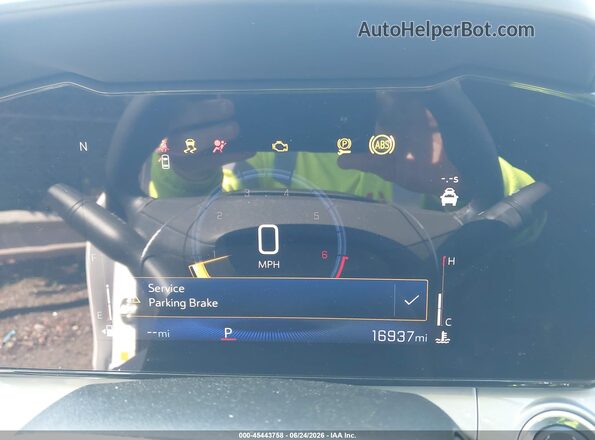 KL77LHEP9SC299044 2025 CHEVROLET TRAX White უკანა სავარძლების ხედი