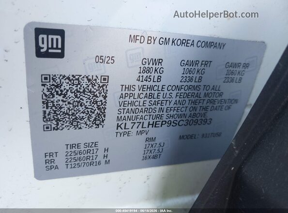 KL77LHEP9SC309393 2025 CHEVROLET TRAX White Vista del compartimento del motor