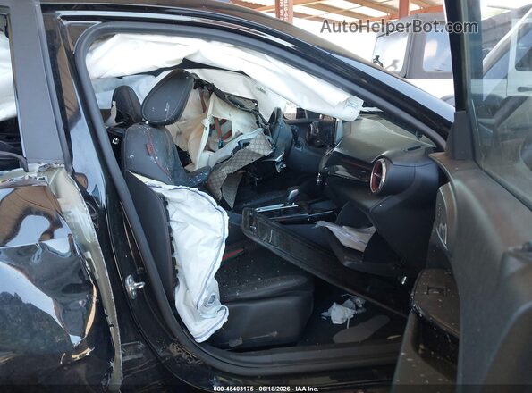 KL77LJE25RC167033 2024 CHEVROLET TRAX Black Front interior view