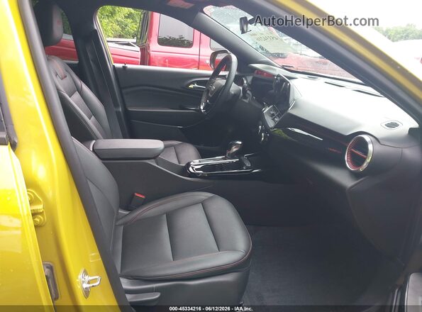 KL77LJE25RC193020 2024 CHEVROLET TRAX Yellow Front interior view