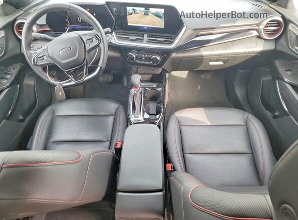 KL77LJE28RC228455 2024 CHEVROLET TRAX White Widok deski rozdzielczej