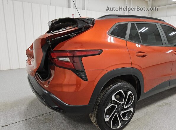 KL77LJE2XRC069874 2024 CHEVROLET TRAX Orange 