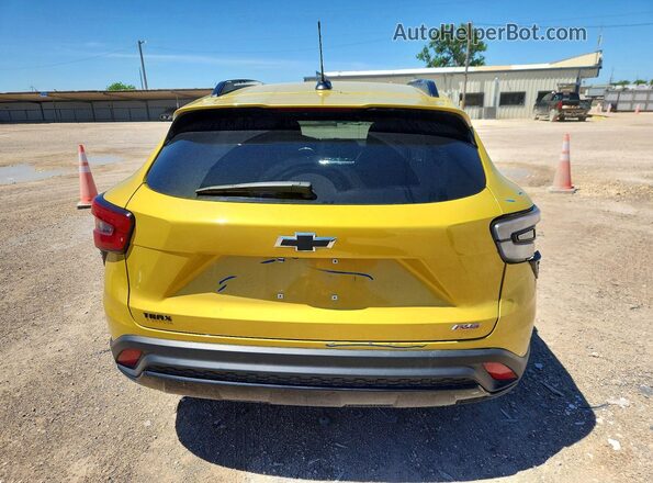 KL77LJE2XRC166251 2024 CHEVROLET TRAX Yellow Widok z tyłu