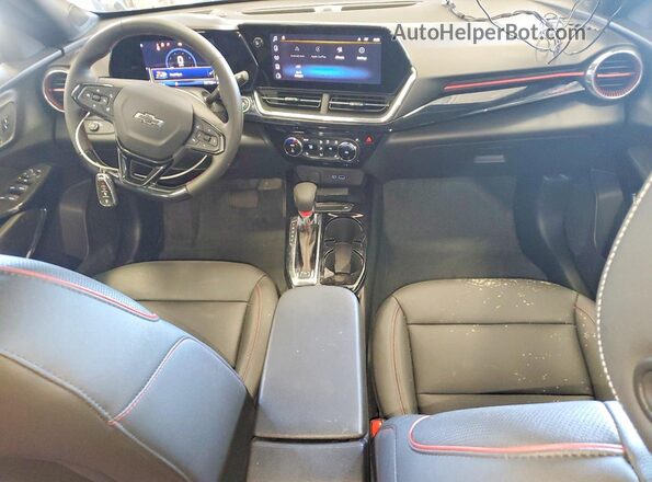 KL77LJEP0TC000954 2026 CHEVROLET TRAX Black Vista del salpicadero
