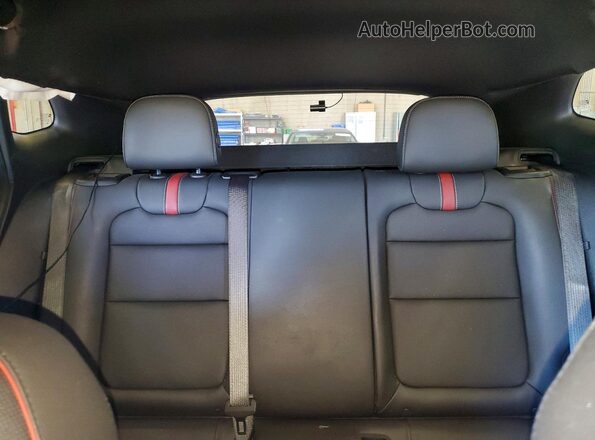 KL77LJEP0TC000954 2026 CHEVROLET TRAX Black Vista de los asientos traseros