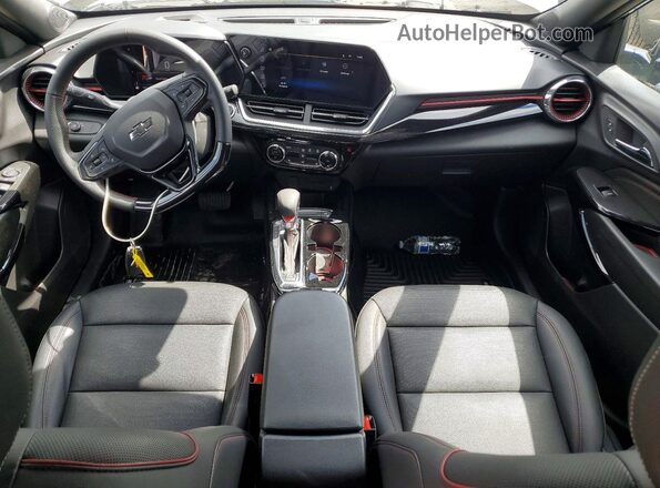 KL77LJEP1SC140090 2025 CHEVROLET TRAX Silver 