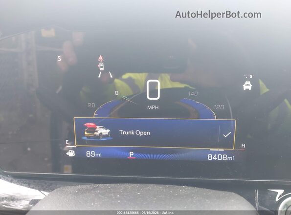 KL77LJEP2SC226556 2025 CHEVROLET TRAX Gray უკანა სავარძლების ხედი