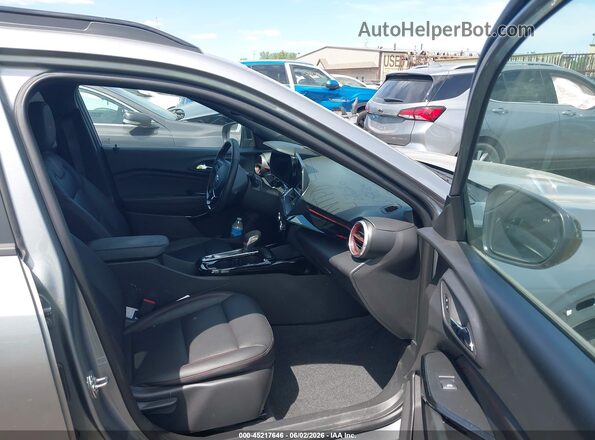 KL77LJEP2SC272937 2025 CHEVROLET TRAX Gray Front interior view