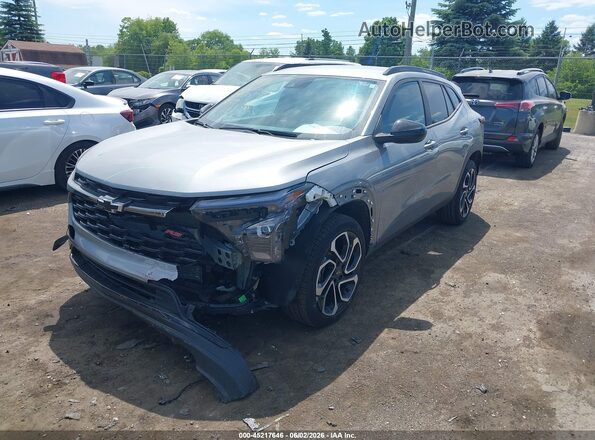 KL77LJEP2SC272937 2025 CHEVROLET TRAX Gray Front left