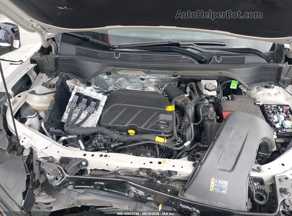KL77LJEP3TC017442 2026 CHEVROLET TRAX Cream Widok z tyłu