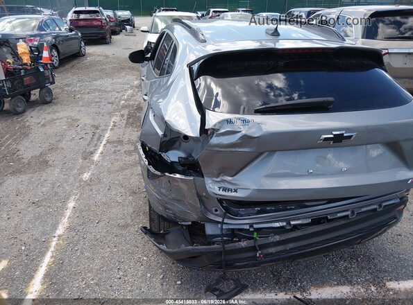 KL77LJEP4SC321586 2025 CHEVROLET TRAX Silver 