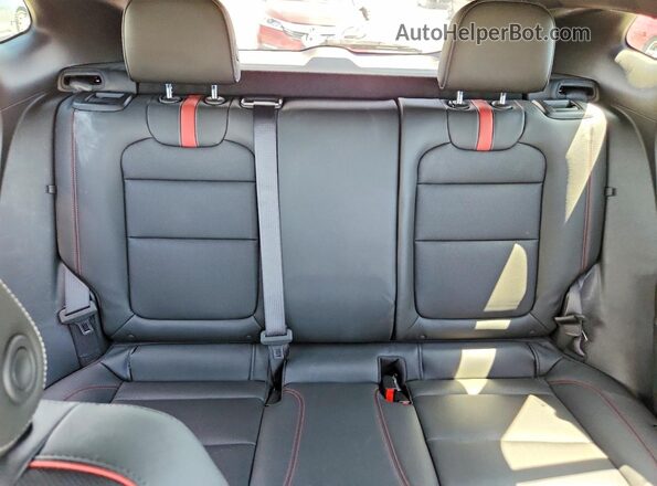 KL77LJEP5SC242055 2025 CHEVROLET TRAX Silver უკანა სავარძლების ხედი