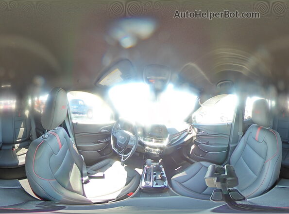 KL77LJEP5SC242055 2025 CHEVROLET TRAX Silver სალონის 360-გრადუსიანი ხედი