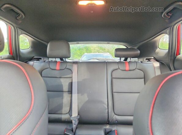 KL77LJEP5TC020844 2026 CHEVROLET TRAX Red Vista de los asientos traseros
