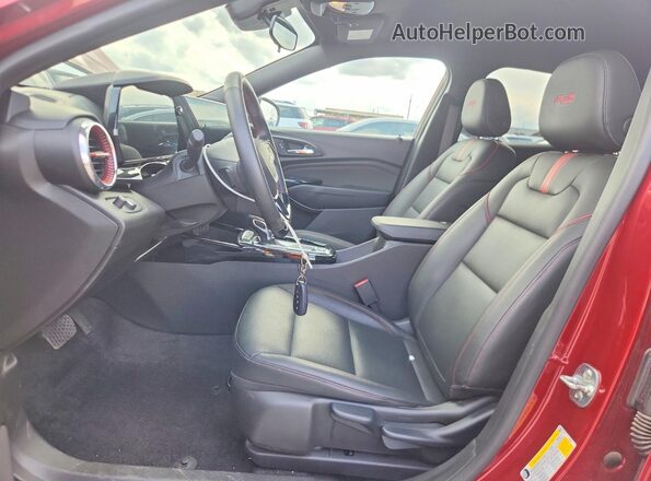 KL77LJEP7SC216055 2025 CHEVROLET TRAX Red წინა სალონის ხედი