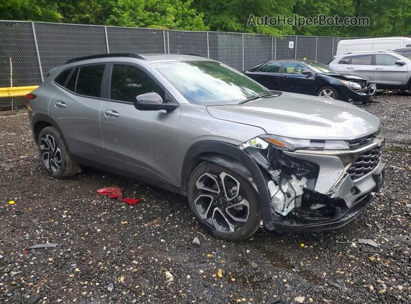 KL77LJEP7TC085467 2026 CHEVROLET TRAX Silver 