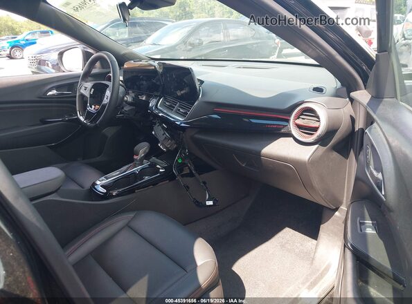 KL77LJEP8SC052962 2025 CHEVROLET TRAX Black წინა სალონის ხედი
