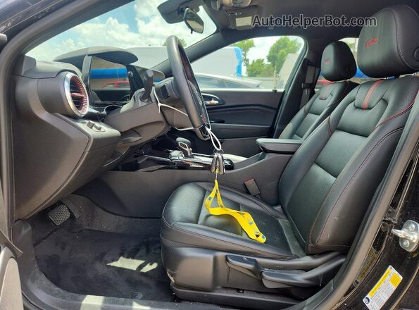 KL77LJEP8SC059443 2025 CHEVROLET TRAX Black 