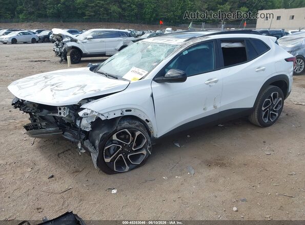 KL77LJEP8SC128549 2025 CHEVROLET TRAX White Front left