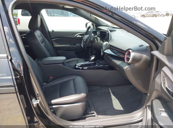 KL77LJEP8SC247279 2025 CHEVROLET TRAX Black Սալոնի դիմացի տեսք