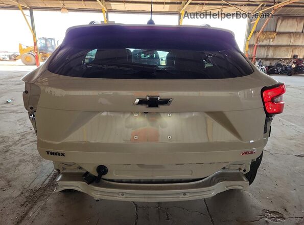 KL77LJEP8TC013273 2026 CHEVROLET TRAX Tan Widok z tyłu