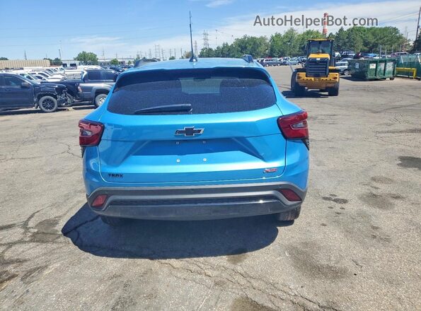 KL77LJEP8TC022717 2026 CHEVROLET TRAX Blue Вид ззаду