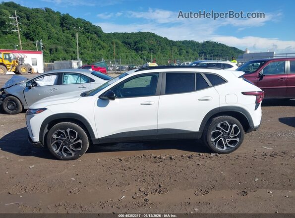 KL77LJEPXSC077541 2025 CHEVROLET TRAX White სალონის 360-გრადუსიანი ხედი
