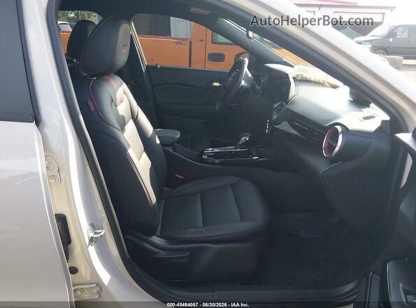 KL77LJEPXTC050888 2026 CHEVROLET TRAX White წინა სალონის ხედი