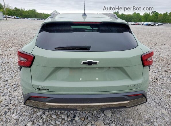 KL77LKE23RC164282 2024 CHEVROLET TRAX Green Հետևի տեսք